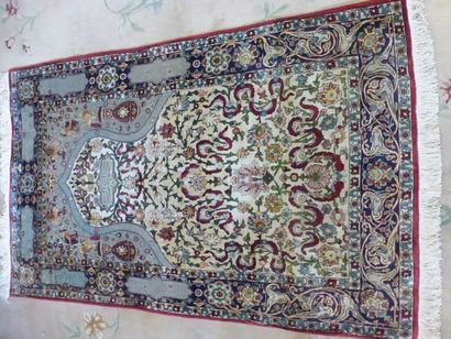 Tapis Héréké soie (chaîne et trame en soie,...