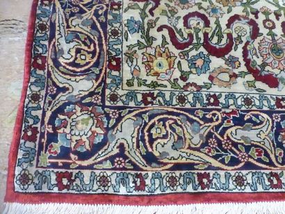 Tapis Héréké soie (chaîne et trame en soie,...