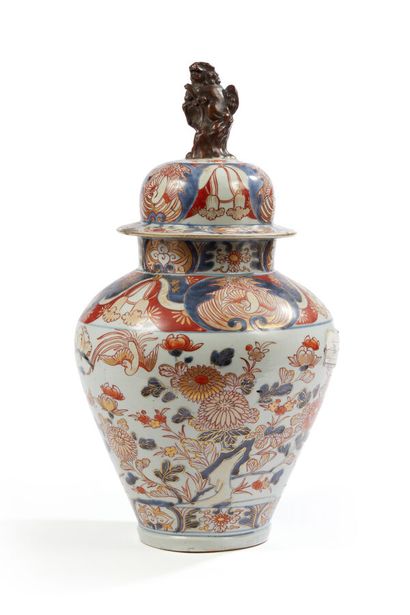 Japon, XVIIIe siècle

Vase couvert et fontaine...