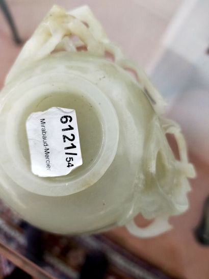 Chine, fin du XIXe siècle

Coupe en jade...