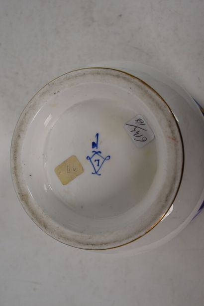SEVRES

Rafraîchissoir à bouteille en pâte...