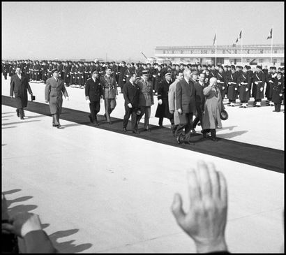 Kroutchev et De Gaulle, Orly 1960

Tirage...