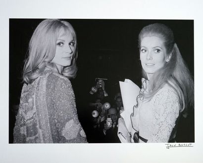 Catherine Deneuve et Françoise Dorléac

Tirage...