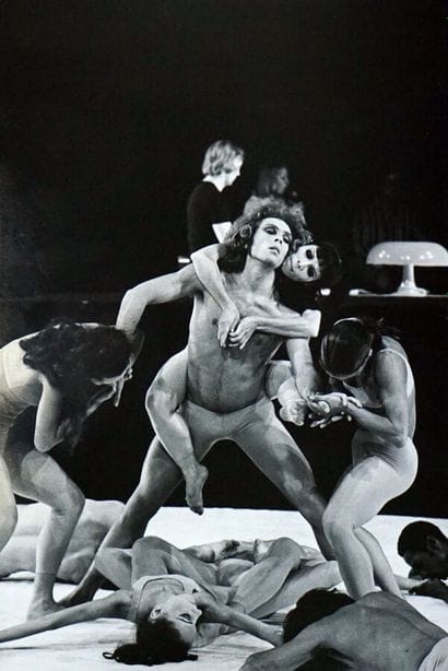 Ballet by Maurice Béjart Stimmung

Vintage...