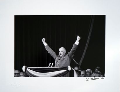 Charles de Gaulle

Tirage sur papier argentique,...