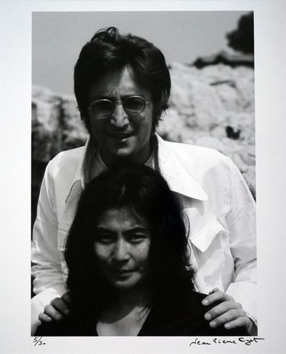 John Lennon et Yoko Ono, Cannes 1971

Tirage...