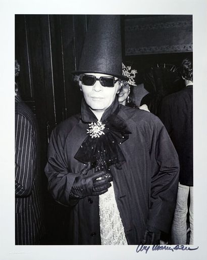 Karl Lagerfeld

Tirage sur papier Fujifilm,...