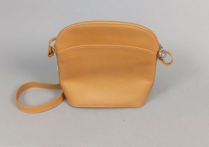 LONGCHAMP

Sac à bandoulière en cuir fauve

Dim....