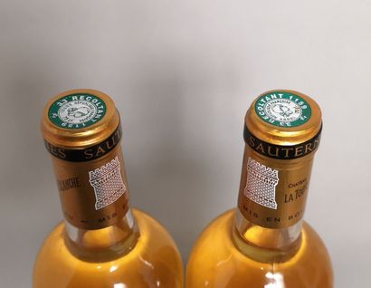 2 bouteilles Château La TOUR BLANCHE - 1er...