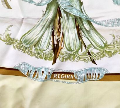HERMES Paris

Carré 90 en twill de soie imprimée

Modèle...