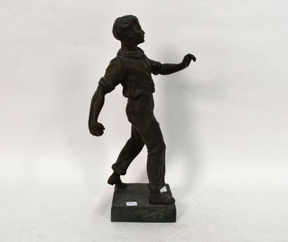JEUX DE BOULE. 

Joueur de boules anglaises.

Sculpture...