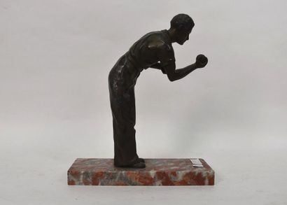 JEUX DE BOULE.

Joueur de boules anglaises.

Sculpture...