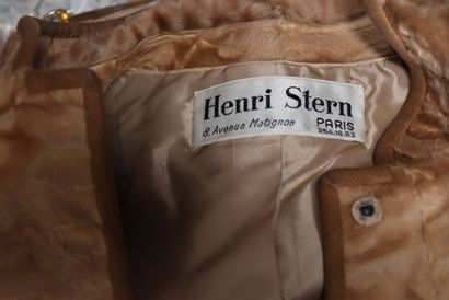 HENRI STERN, 8 av. Matignon, Paris

Ensemble...
