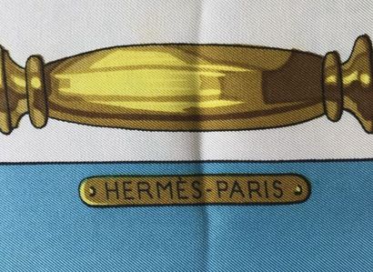 HERMES Paris

Quatre carrés 90 en twill de...