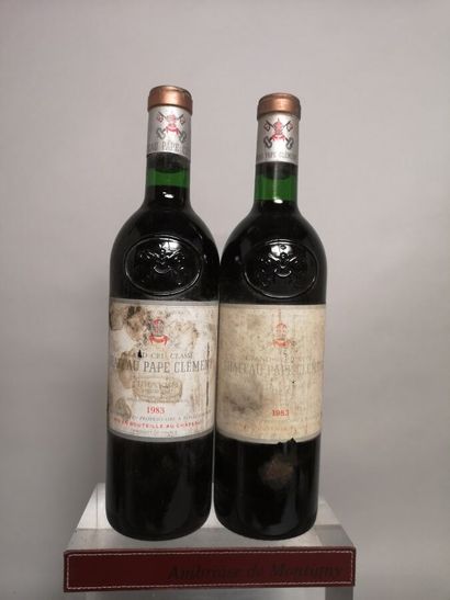 2 bouteilles Château PAPE CLEMENT - Gcc de...