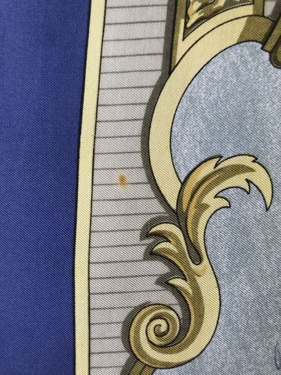 HERMES Paris

Trois carrés 90 en twill de...