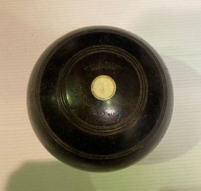 JEUX DE BOULE.

Boule de Boulingrin N°2,...
