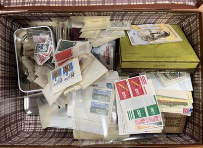 ** 1 suitcase France 1946/1987 + red-cross...