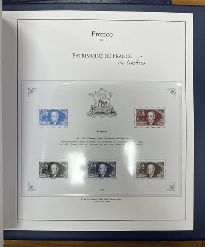** 2 albums Treasures of Philately + French...