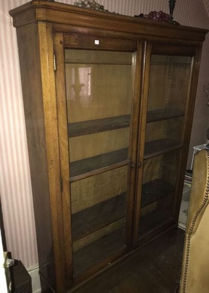 Walnut bookcase with two glass doors
Middle...
