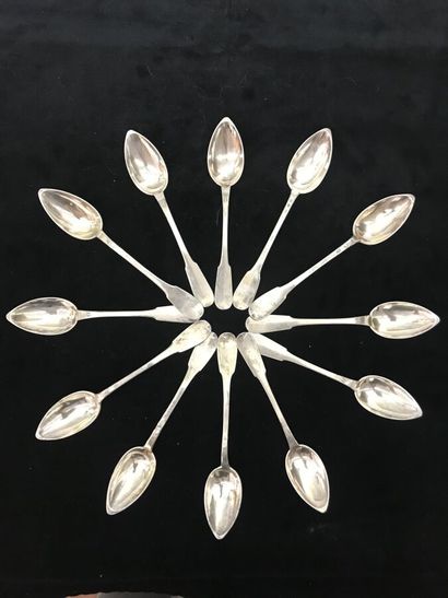 Twelve tea spoons in silver uniplat
XIXth
(dents)
Weight:...