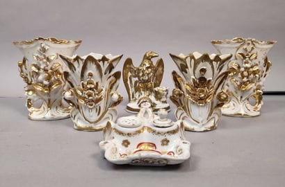 Pair of small vases decorated with a flowering...