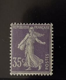 **Yv. N°136 France : 35c light purple sow,...