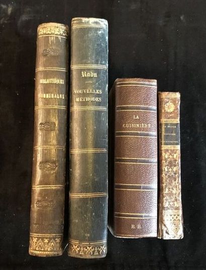 Lot of books including:
- FURCY DE BREMOY...