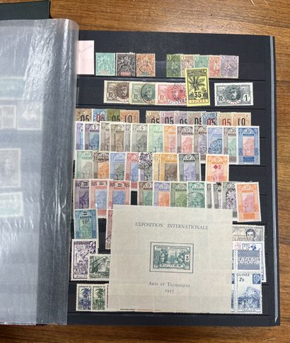 **/*/O 5 albums French colonies including...