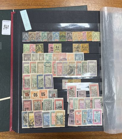 **/*/O 5 albums French colonies including...