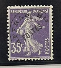 ** Yv. Préo N°62	France : 35c violet, centrage...