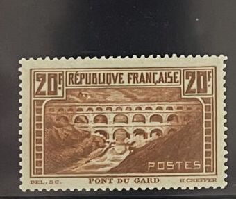 ** Yv. 262** France : 20F Pont du Gard (Cote...