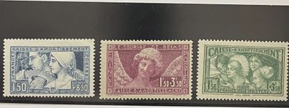 ** Yv. N°252 + 256 + 269 France : Caisse...