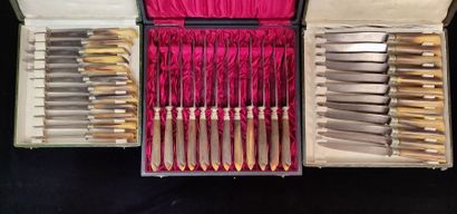 Twelve table and cheese knives
Horn handle
In...