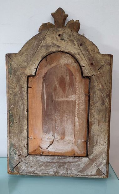 Wooden mirror with parecloses 18th century
Height...