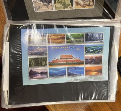 ** 1 China lot: Nice set from 1990 to 2000....