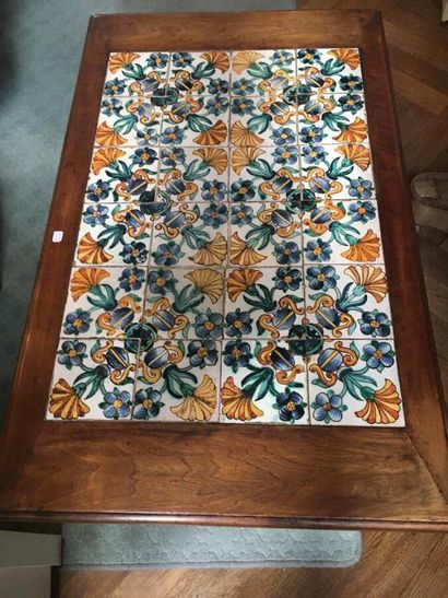 Natural wood coffee table
Ceramic tiles
Louis...