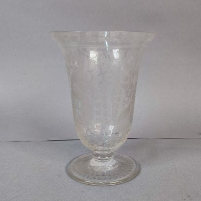Pink lined glass port wine set
Round tray...