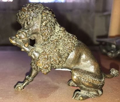 Lot of two statuettes in chased bronze:
-...