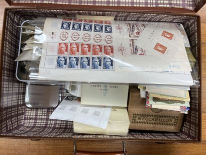 ** 1 suitcase France 1946/1987 + red-cross...