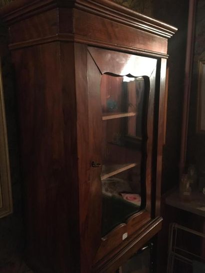 Toilet furniture including:
- Mahogany dressing...