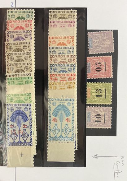 * Yv. N°42, 48a, 49a et 50a	Madagascar :...