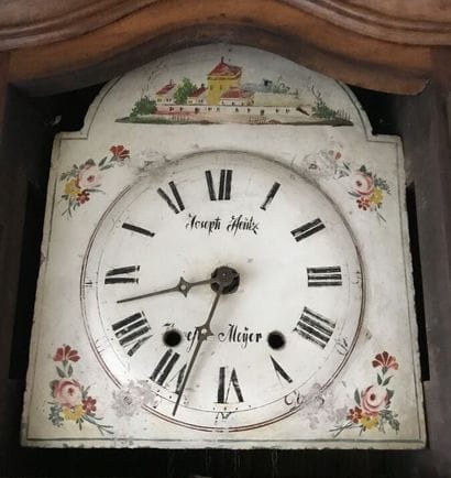 Floor clock in walnut
Movement signed Joseph...