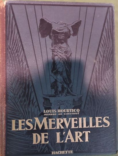 Lot of books on the Uffizi Museum (two volumes),...