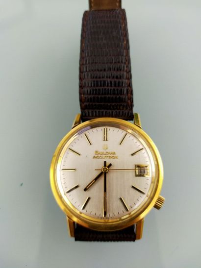 BULOVA
Men's watch with round dial in gilded...