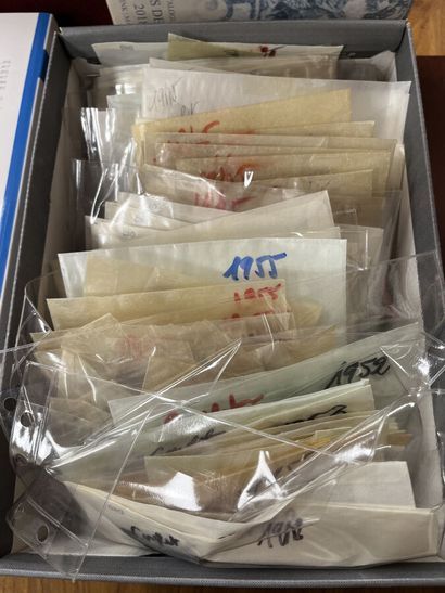 ** 1 box France : important lot of complete...