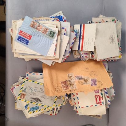 O1 lot
Important lot of envelopes, period...