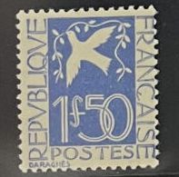** Yv.N°294 France : 1F50 Colombe (Cote :...