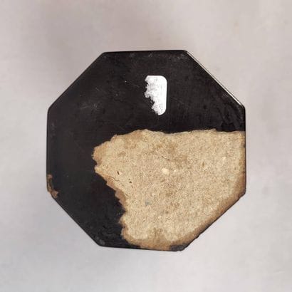 Lot of three objects including :
- Crystal...