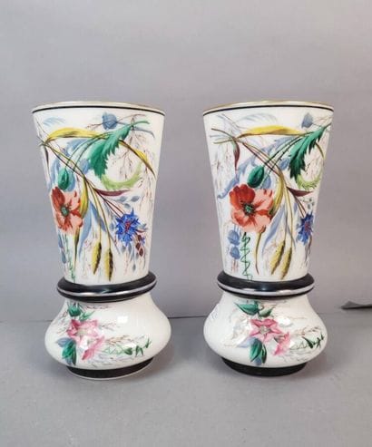 Pair of opaline vases decorated with flowers
Height:...